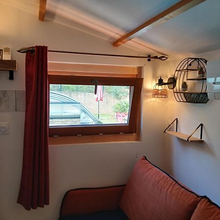 Chalet Charmant Avec Piscine Mercuer 외부 사진